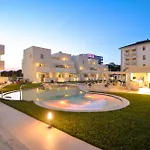 Marina Suites & Apartments 4 Stelle S